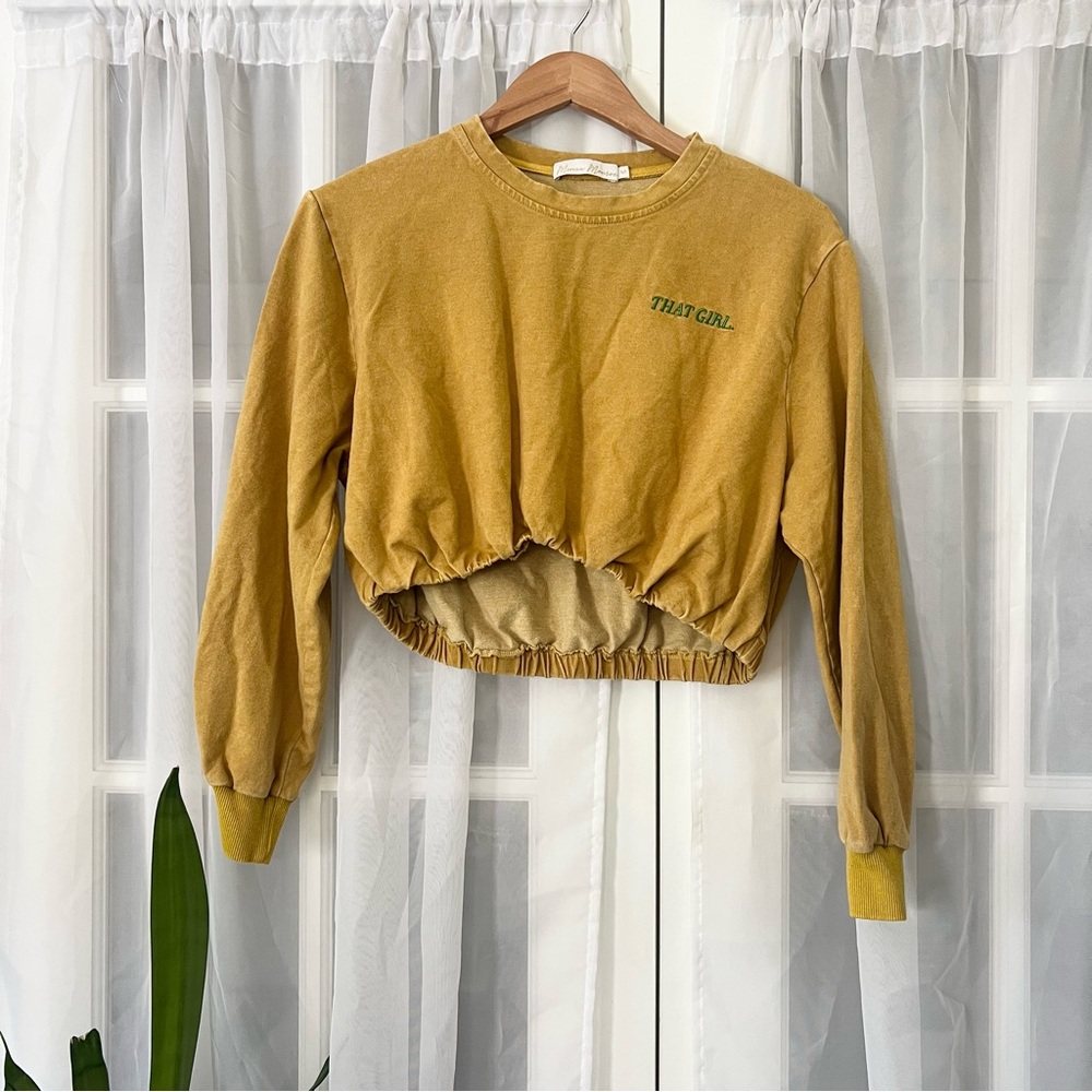MINAA MONROE “That Girl” Mustard Yellow Faded Cropped Boxy Sweatshirt Top Sz M